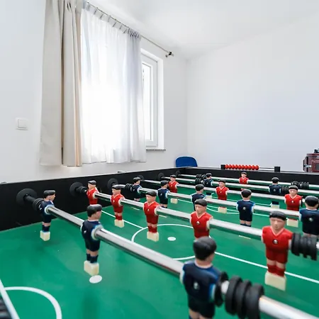 Zara וילה נין